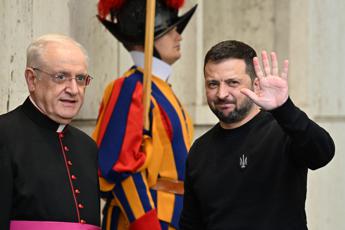 Zelensky in Vaticano, Papa: “Grazie per questa visita”