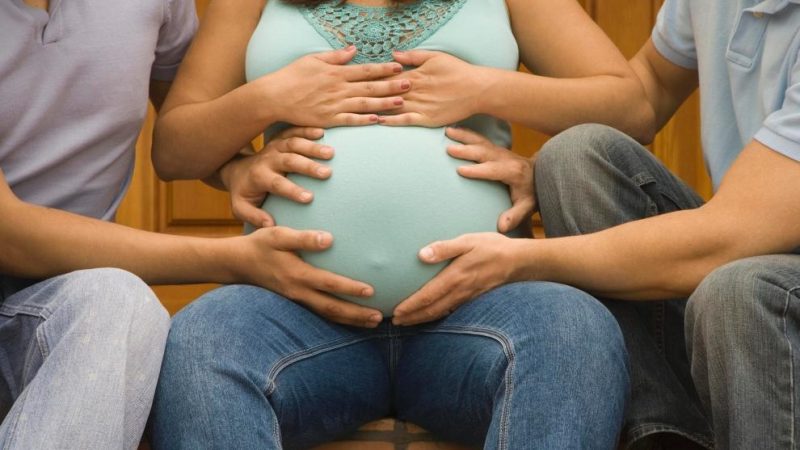La maternità surrogata come reato universale