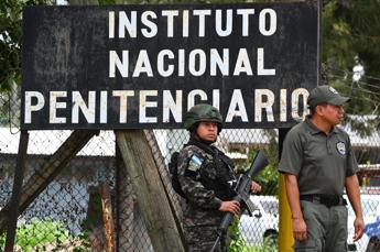 Honduras, scontri in carcere femminile: morte 41 donne