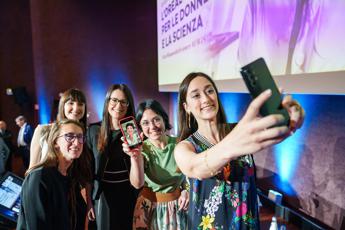L’Oréal Italia e commissione nazionale per Unesco premiano 6 giovani di talento