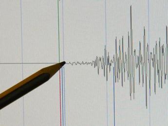Terremoto oggi Napoli, scossa magnitudo 3.6 in zona Campi Flegrei