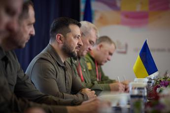 Ucraina-Russia, Zelensky: “Buone notizie da Bakhmut, Mosca sa che vinceremo”