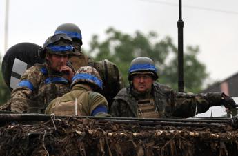 Ucraina avanza nel Donetsk, “Russia fa saltare un’altra diga”