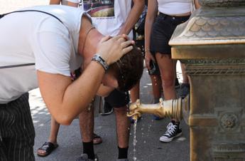 Caldo allenta la morsa, oggi bollino rosso solo in 2 città