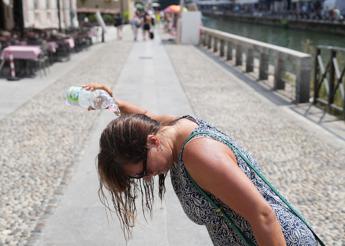 Caldo, sale l’allerta: oggi bollino arancione in 13 città