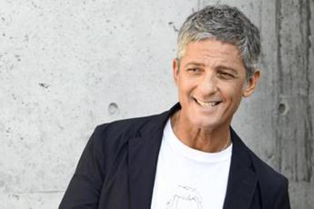 Fiorello, ironia su distacco Pd: “Schlein si sta facendo fuorionda da sola”