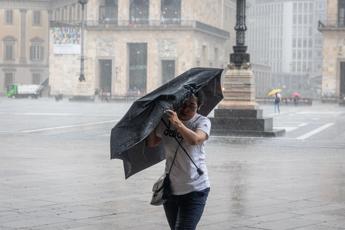 Maltempo, temporali su Milano: Seveso e Lambro a rischio esondazioni