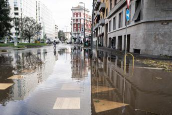 Nubifragi e caldo record, luglio da incubo con 42 eventi estremi al giorno