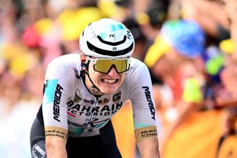 Tour de France 2023, Mohoric vince in volata la 19a tappa