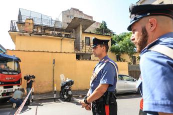 Bimba scomparsa Firenze, 4 arresti per racket in ex hotel Astor. C’è anche zio di Kata