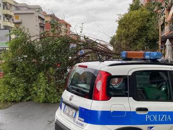 Ciclone Circe spazza l’Italia, stop estate: meteo oggi e allerta maltempo