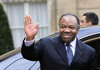 Golpe in Gabon, presidente deposto dopo 14 anni: chi è Ali Bongo