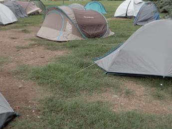 Caro affitti, da Roma a Milano studenti tornano in tenda davanti alle università