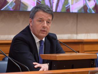Europee, Renzi: “Mi candido e se eletto andrò al Parlamento Ue”