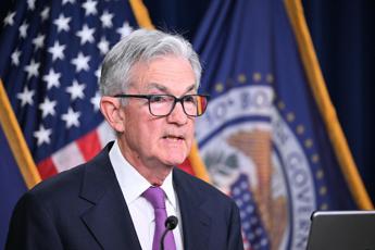 Fed lascia i tassi invariati: “Pronti ad alzarli se necessario”