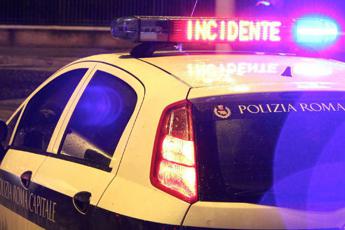 Incidente oggi Roma, scontro tra auto: un morto e 5 feriti