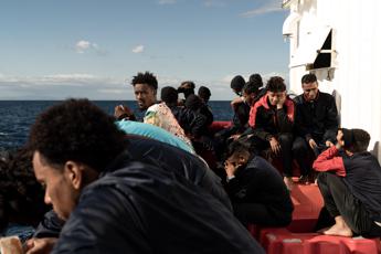 Migranti, Austria choc: segue Gb su deportazione richiedenti asilo