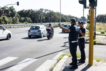Turisti investiti e uccisi a Roma, automobilista indagato per omicidio stradale