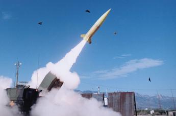 Ucraina, ecco le nuove armi Usa: Kiev non avrà missili Atacms