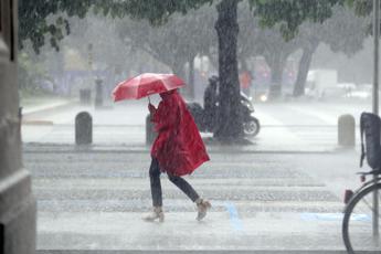 Ciclone Medusa si avvicina, in arrivo forte maltempo sull’Italia: le previsioni meteo