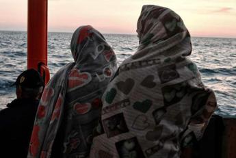Migranti, contatti Italia-Germania su caso fondi a Ong