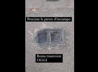 Roma, danneggiate due pietre d’inciampo in via Dandolo