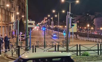 Sparatoria in centro a Bruxelles, 2 morti: “Attentatore ha gridato ‘Allah Akbar'”