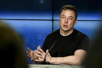 Ucraina accusa Elon Musk: “Vuole che ci arrendiamo al genocidio russo”