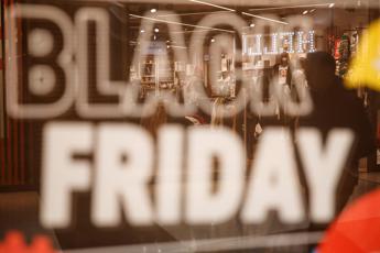 Black Friday in arrivo, ‘venerdì nero’ delle offerte il 24 novembre