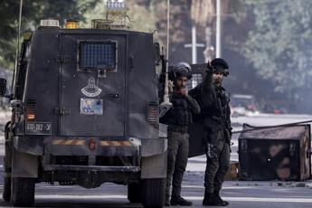 Israele-Hamas, tregua al via oggi: primi 13 ostaggi liberi dal pomeriggio