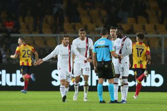 Lecce-Milan, il gol annullato arriva in Parlamento: “Una cosa mai vista”