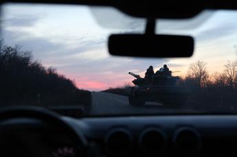Ucraina, Russia conferma morte reporter. Mosca: “Nato sempre più coinvolta”
