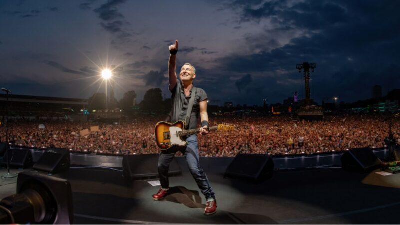 Bruce Springsteen recupererà le date di Milano nel 2025