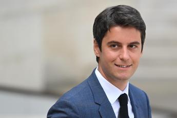 Chi è Gabriel Attal, il più giovane premier della storia francese