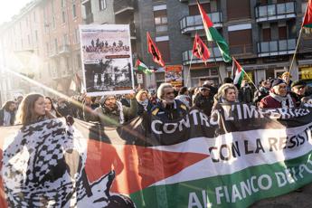 Corteo pro Palestina a Milano: “Sionisti come SS, fermare il genocidio”