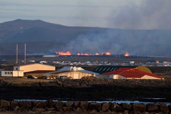 Eruzione Islanda, scrittore Pagani: “La peggiore in 50 anni, case inghiottite da lava”