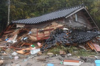 Terremoto in Giappone, 90enne estratta viva da macerie sisma Capodanno