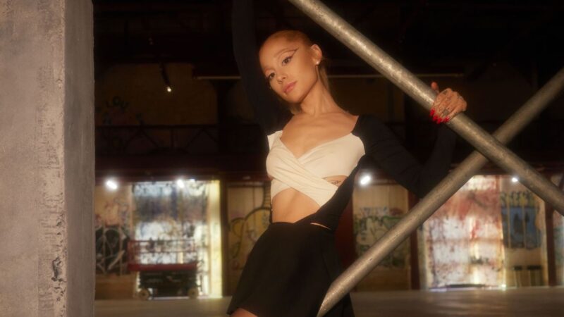 Ariana Grande, fuori il nuovo singolo “Yes, and?”