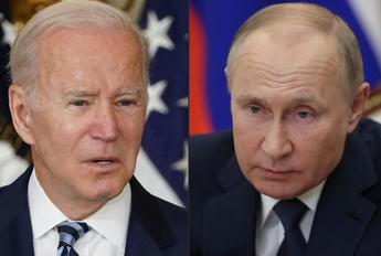 Biden e la gaffe Putin-Zelensky, la Russia ride – Video