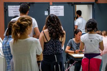 Eurispes, il 93% docenti lamenta eccesso burocrazia