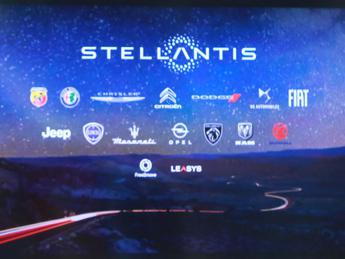 Stellantis, annuncio di Tavares: da settembre modelli Leapmotor in vendita anche in Italia