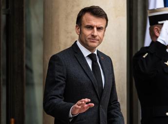 Elezioni Francia, Macron: “Nessuno ha vinto, nuovo premier dopo compromesso tra forze”