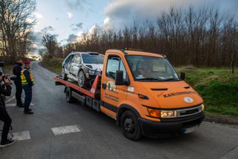 Incidente in un rally in Ungheria, auto sul pubblico: 4 morti