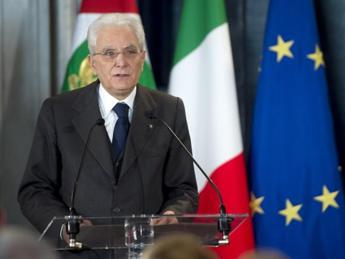Mattarella: “L’Europa riapra speranza di pace, l’Italia costruisca ponti di dialogo”