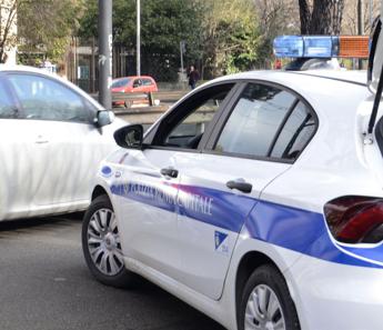 Incidente tra due autobus a Roma, almeno 8 feriti