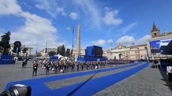 Polizia, Mattarella: “Riconoscenza a Corpo che tutela libertà, diritti e dignità”