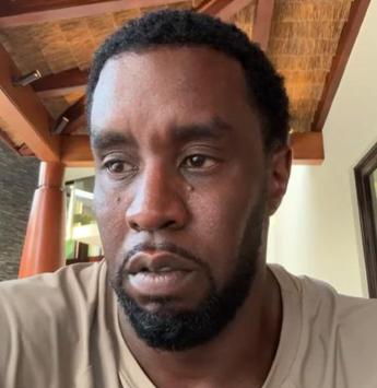 Botte alla ex, Sean ‘Diddy’ Combs chiede scusa: “Disgustato da mie azioni” – Video