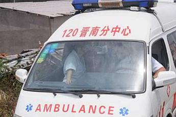 Cina, attacco con coltello in ospedale: almeno 2 morti e 21 feriti