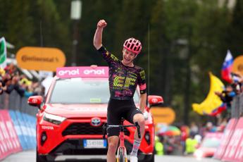 Giro d’Italia, 17esima tappa a Steinhauser: Pogacar saldo al comando