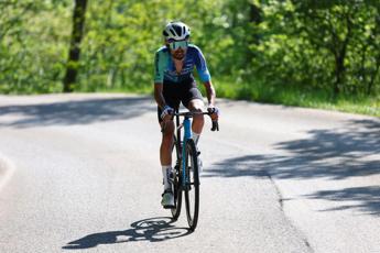 Giro d’Italia, Paret-Peintre vince decima tappa e Pogacar sempre maglia rosa